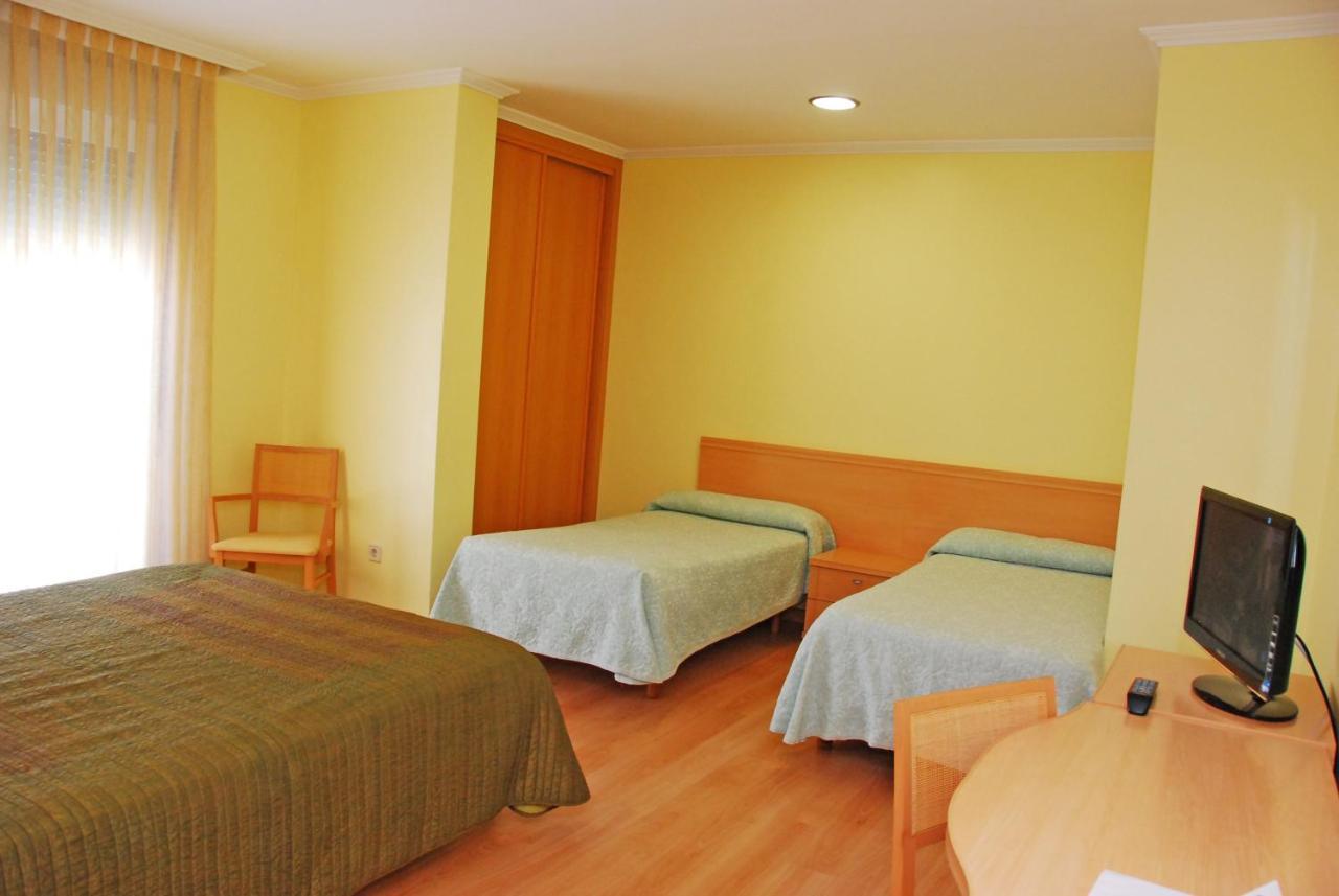 Hotel Villa Juanita O Grove Extérieur photo