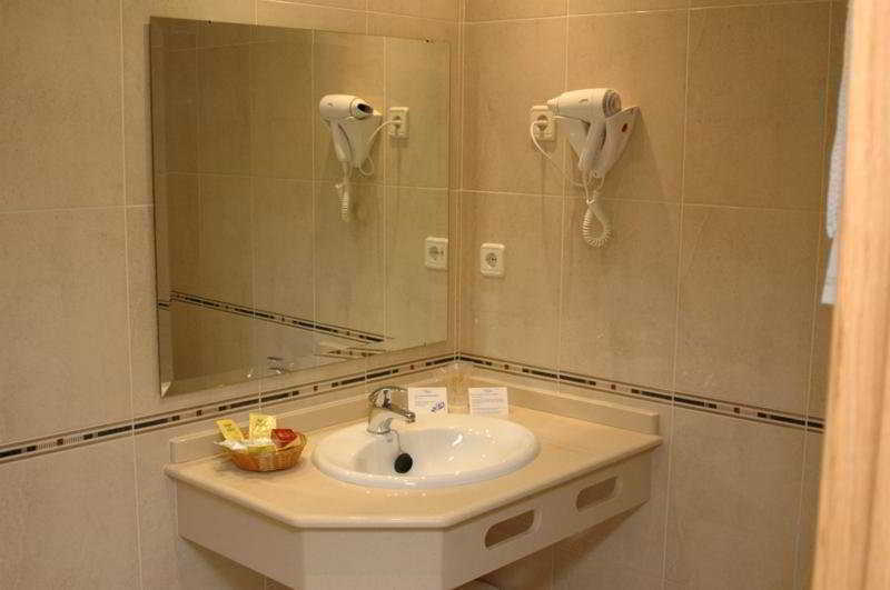 Hotel Villa Juanita O Grove Extérieur photo